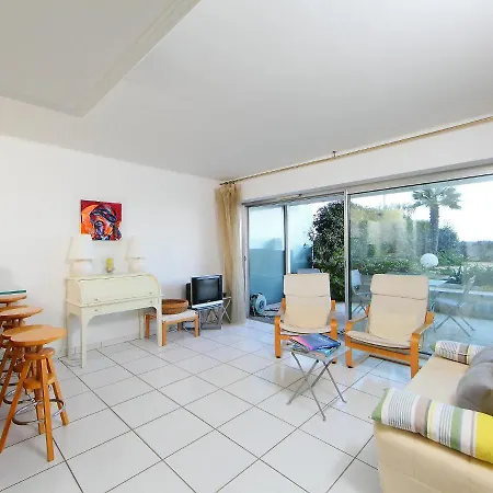 Bay-2 By Interhome * Cannes
